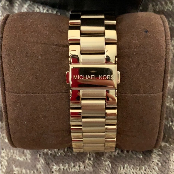 Michael Kors Gold Watch - Picture 3 of 3